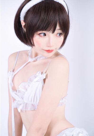 欧美av巨乳巨臀_蓝光高清视频播放