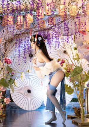 自拍欧美女头高级感_720手机免费观看完整