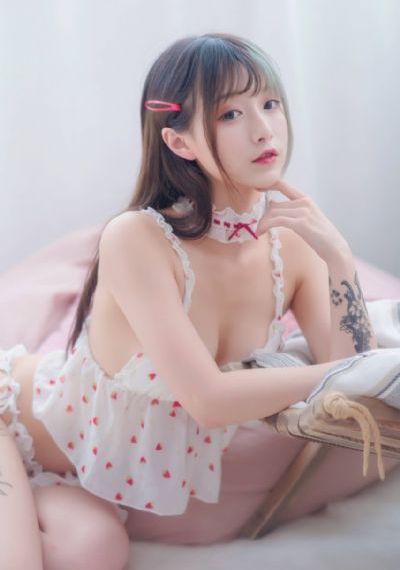 在线视频欧美日韩制服_1080在线视频观看