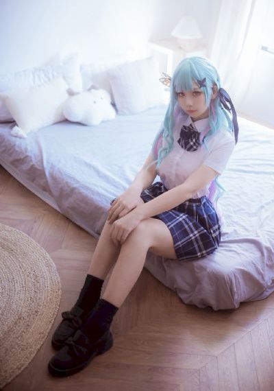 欧美大码比基尼美女_BD国语完整在线观看