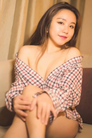 国产区精品系列闺蜜_1080P免费在线播放