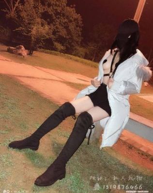 国产免费a片吃奶玩乳视频无遮挡_HD在线观看